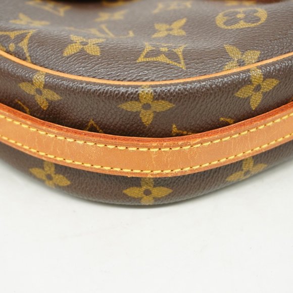 LOUIS VUITTON Brown Monogram Shoulder Bag - Picture 10 of 12